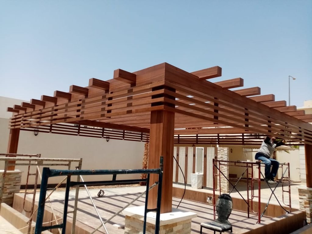 أبواب ومظلات وبروجلات WPC عالية الجودة فى السعودية